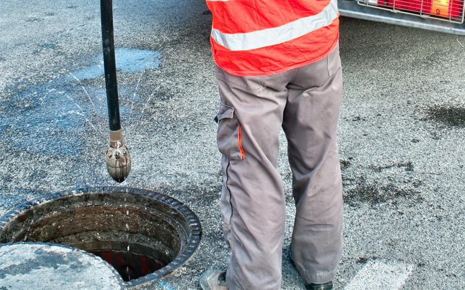 débouchage curage canalisation Magny-les-Hameaux